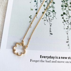 ❗️LAST ONE❗️Kate Spade Mini Scallop Necklace
